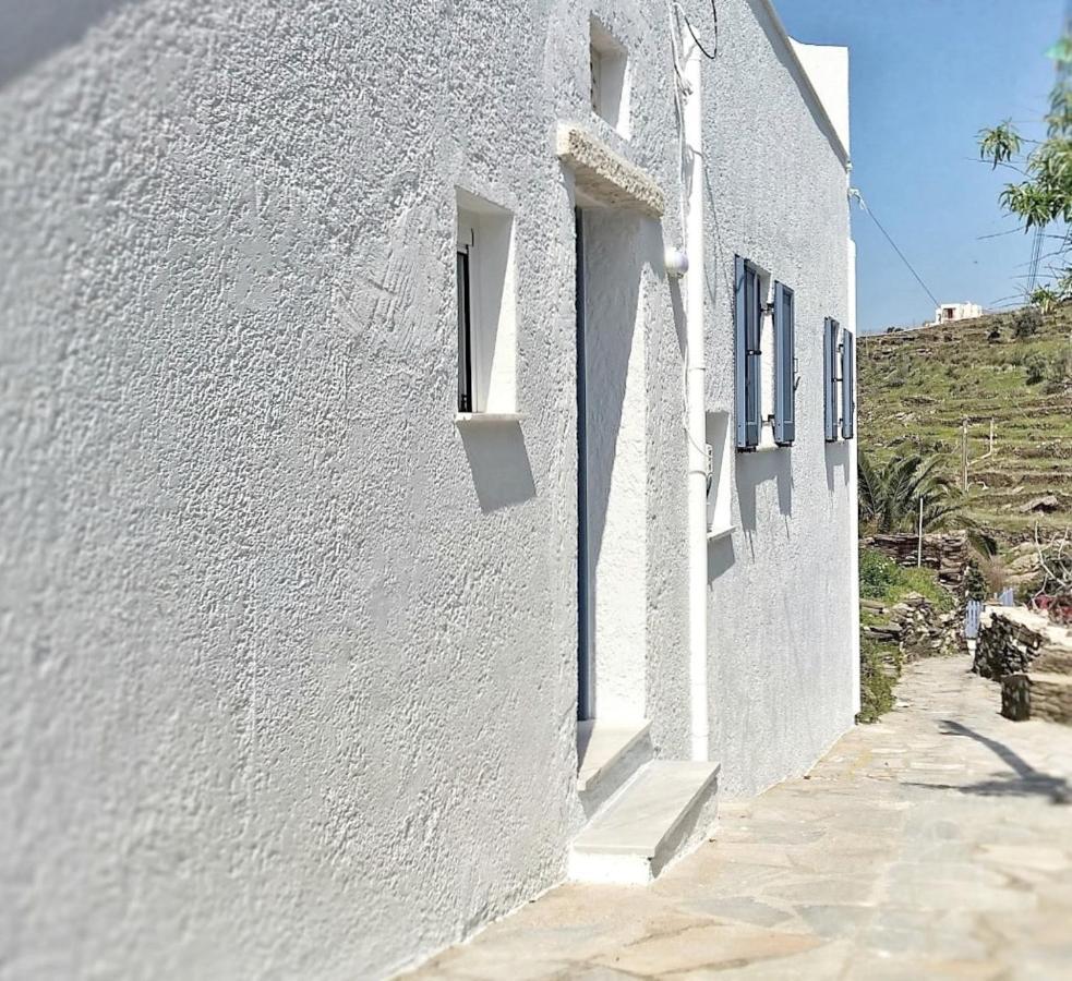 Tinoshomelidays Residences * Venardatos