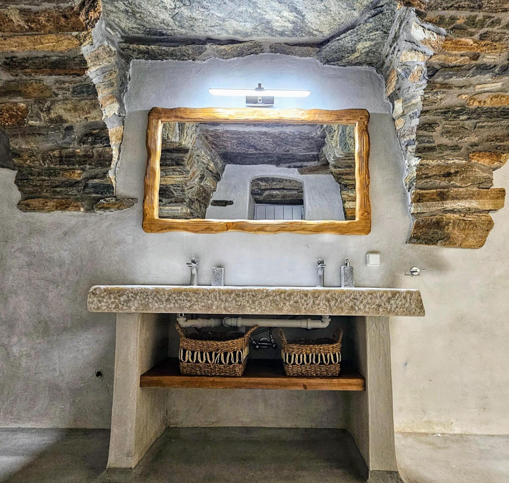 Tinoshomelidays Residences Venardatos