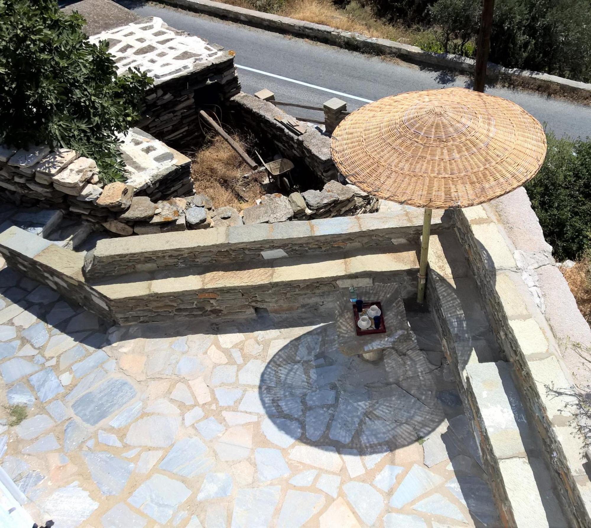 Tinoshomelidays Residences Holiday home Venardatos
