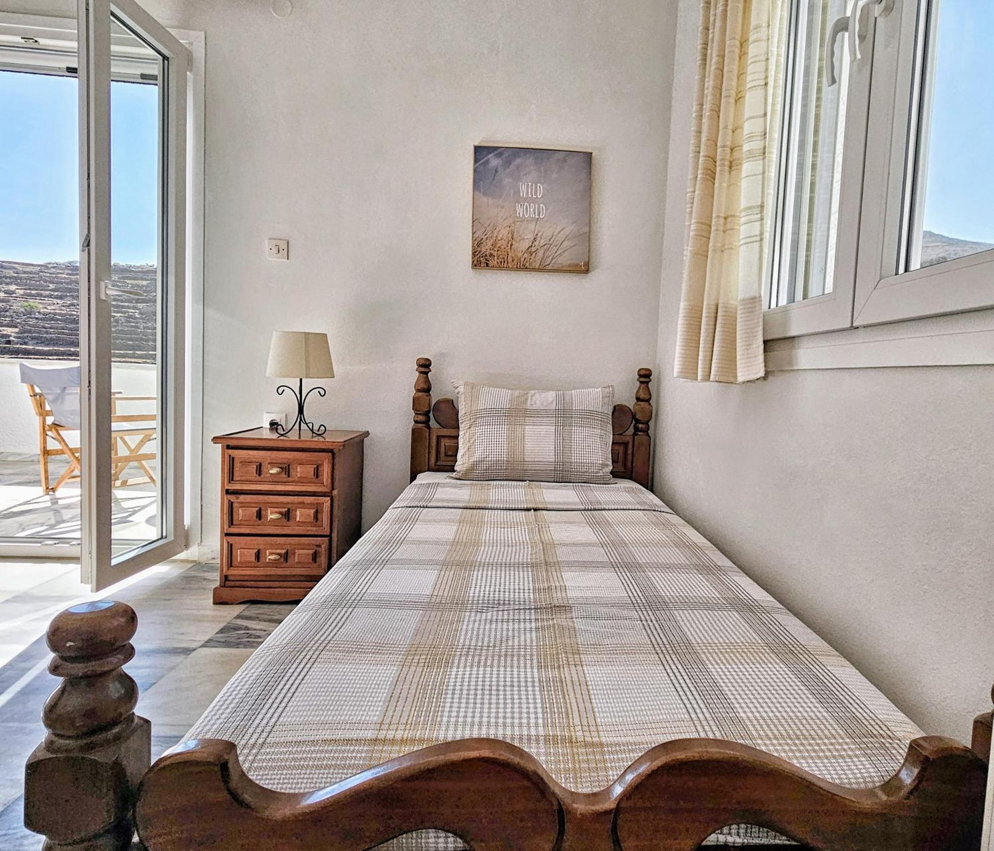 Tinoshomelidays Residences Venardatos